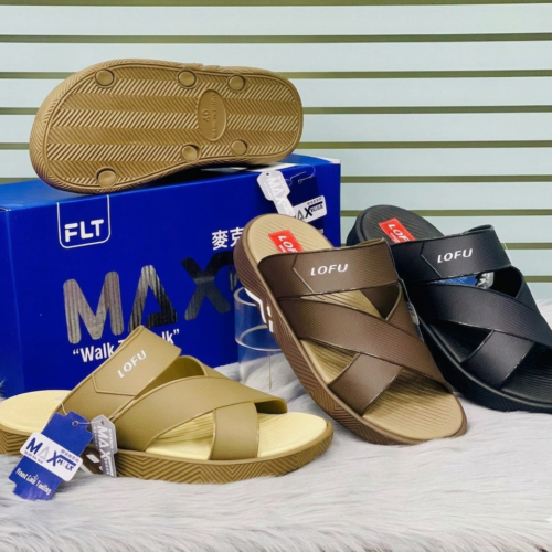 MAXWALK Gents Slippers - Size 40-45